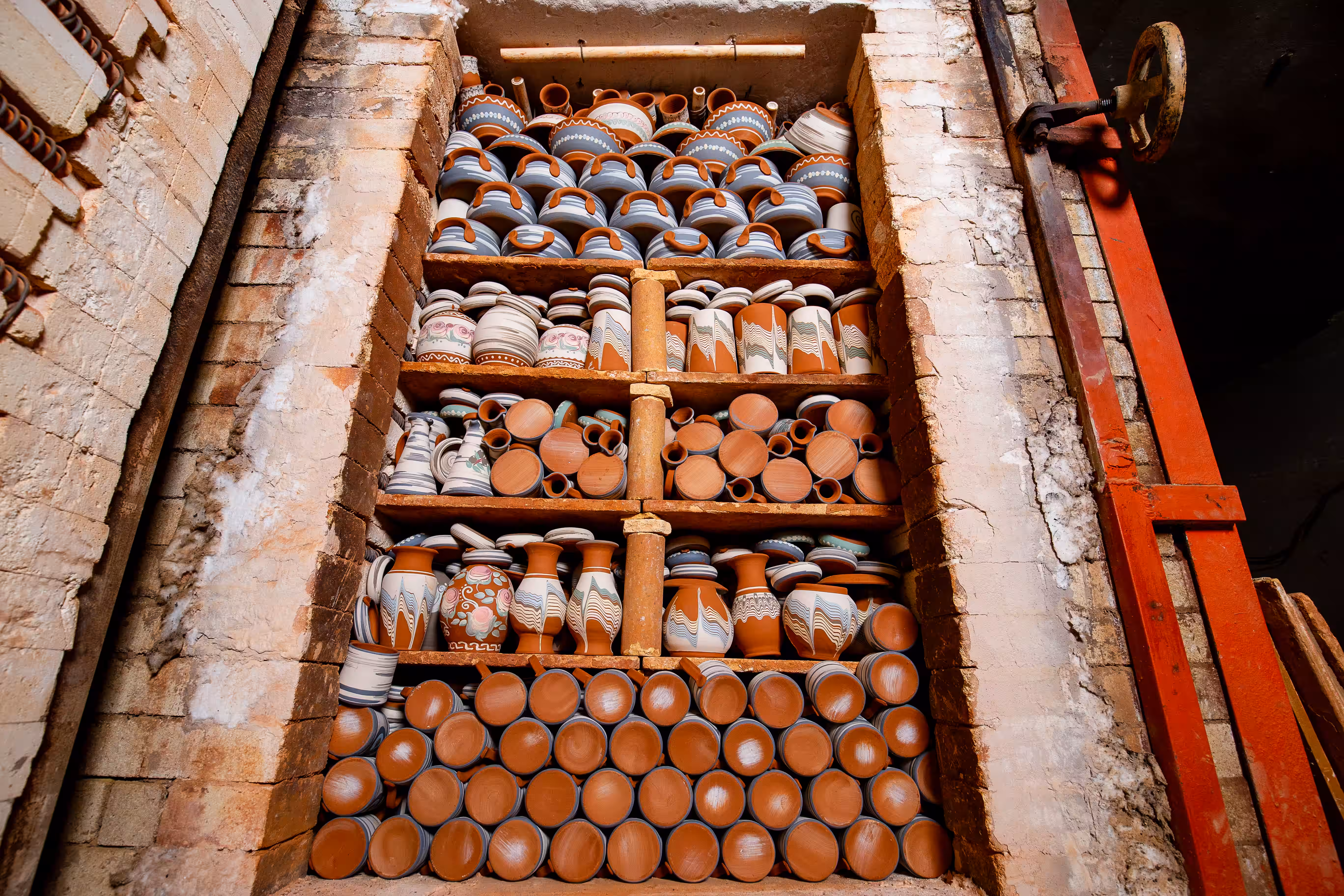 Керамични изделия